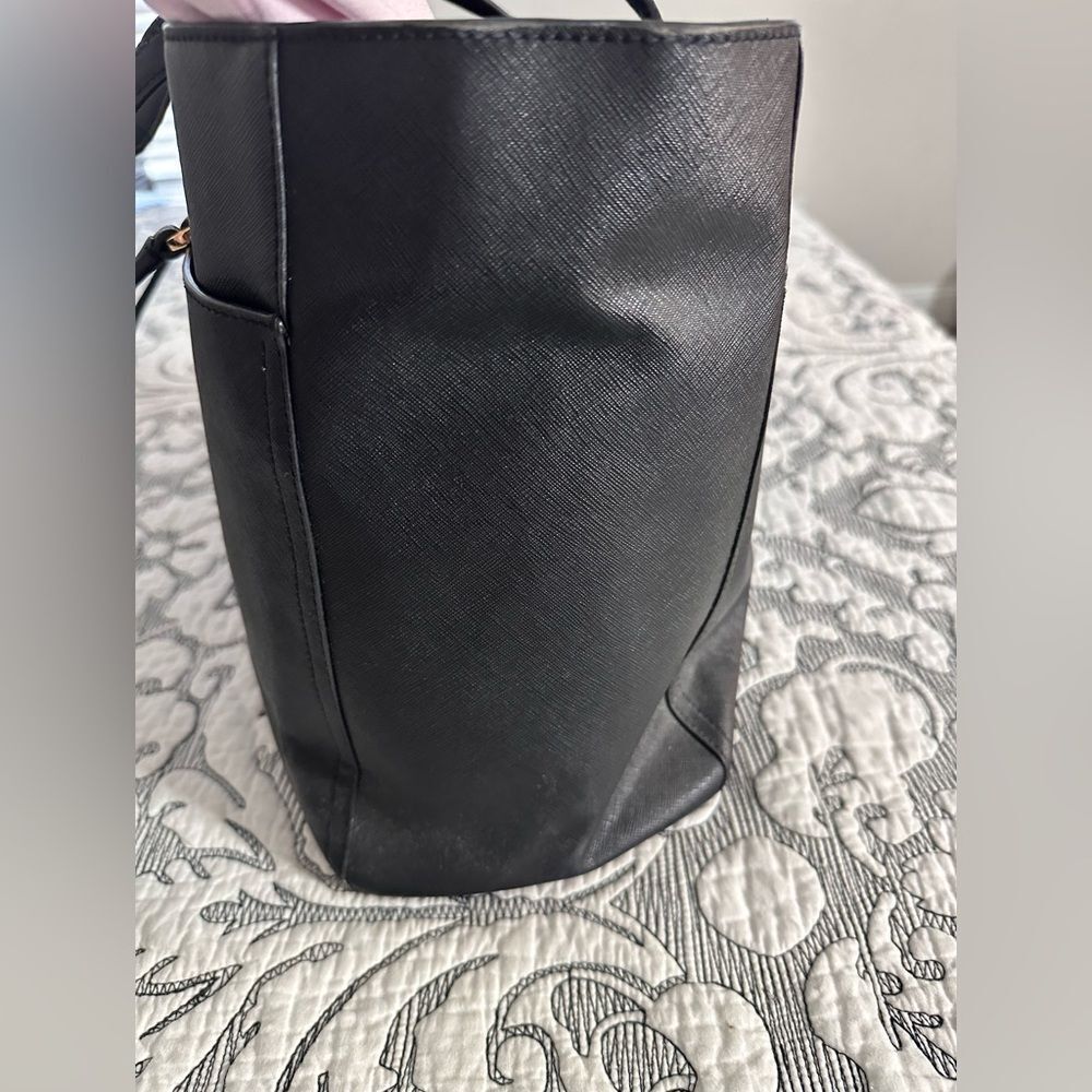 TORY BURCH ROBINSON TOTE BAG Black - Picture 4 of 13